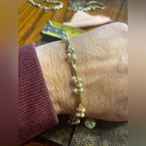 Vintage 70’s Retro Dainty Faux Pearl Cluster Bracelet Bar Link Classic 7 Inch